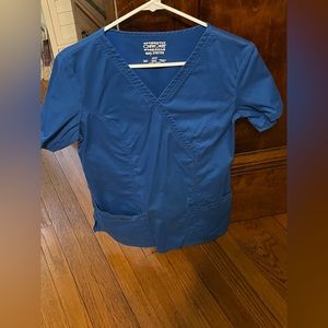 Cherokee v neck scrub top Royal Blue sizes SMall.